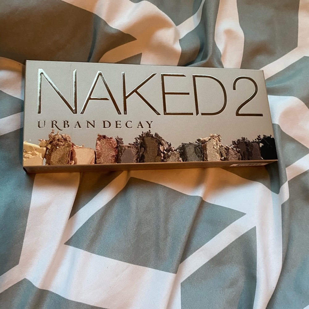 Urban decay naked 2 palette
